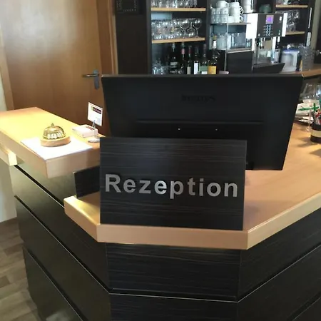 Neumanns Waldschänke Hotell