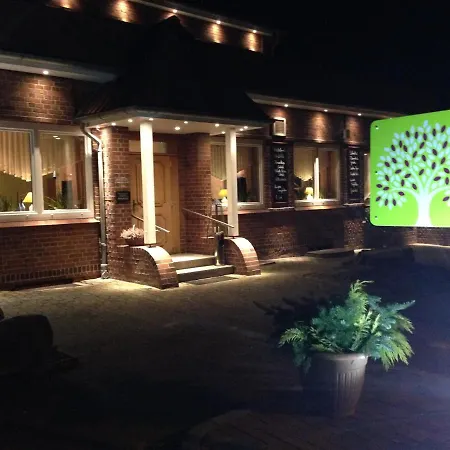 Neumanns Waldschaenke 3* 졸타우