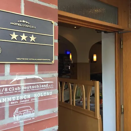 Neumanns Waldschaenke 호텔 3*