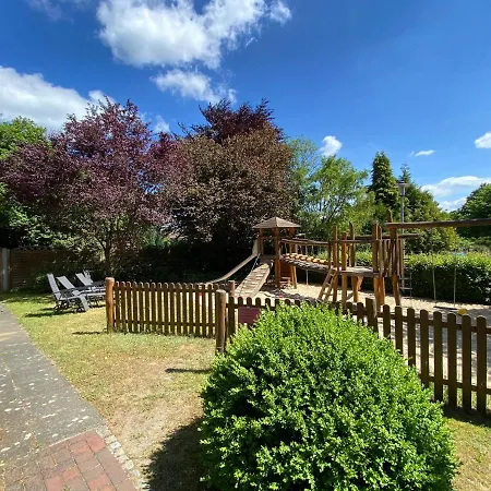 Neumanns Waldschaenke 호텔 3*