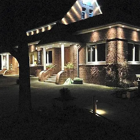 Hotel Neumanns Waldschänke 3*
