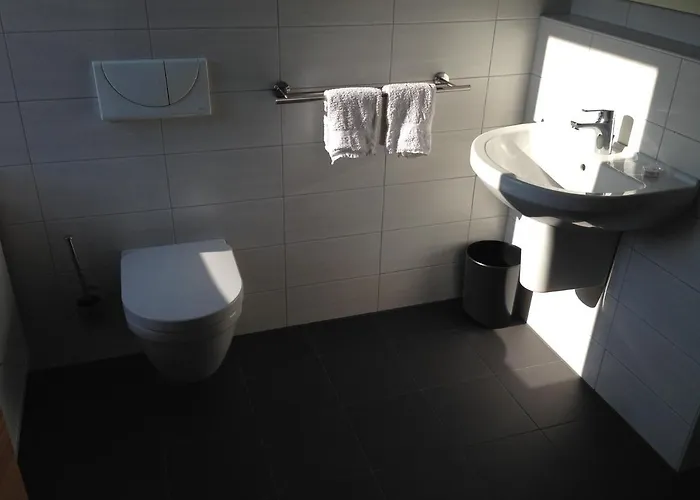 Neumanns Waldschaenke Hotel 3*